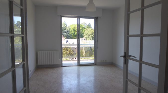 APPARTEMENT 2 PIECES RENOVE LOCATION GAUTARD IMMOBILIER