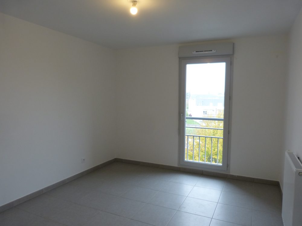 Type 3 Tours Nord St Symphorien a louer Gautard immobillier chambre