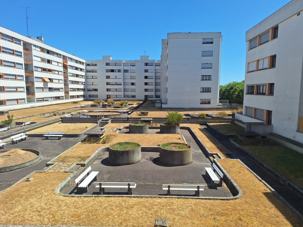 à vendre – type 4 quartier velpeau proche gare – vue cour