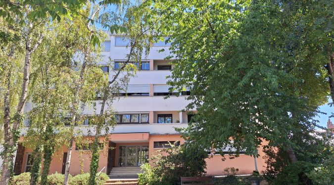 à vendre - type 4 quartier velpeau proche gare - façade immeuble entrée