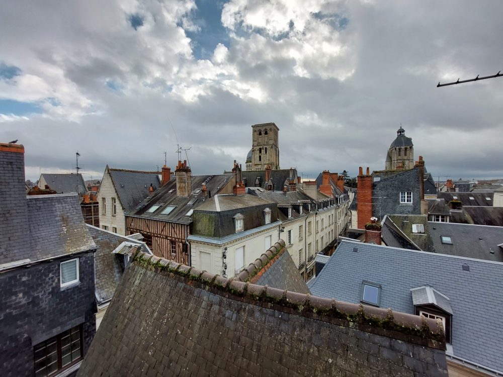 Vue du studio, Studio à acheter