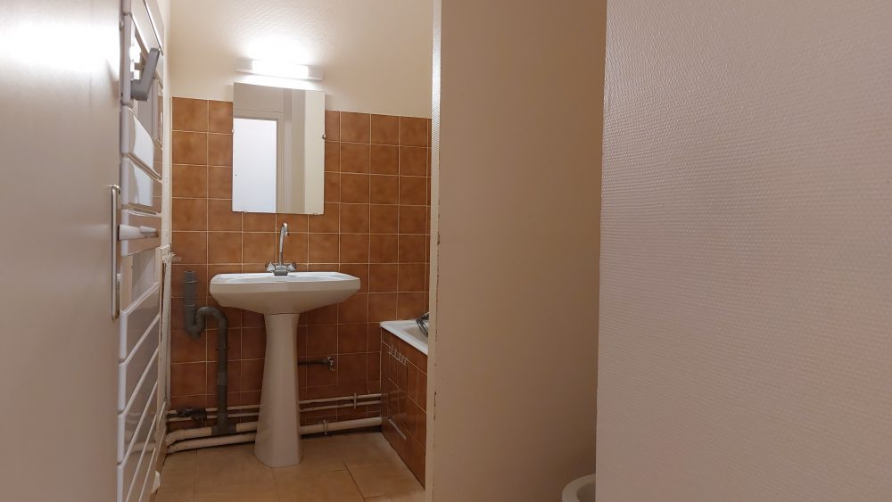 Salle de bains Studio Béranger à vendre