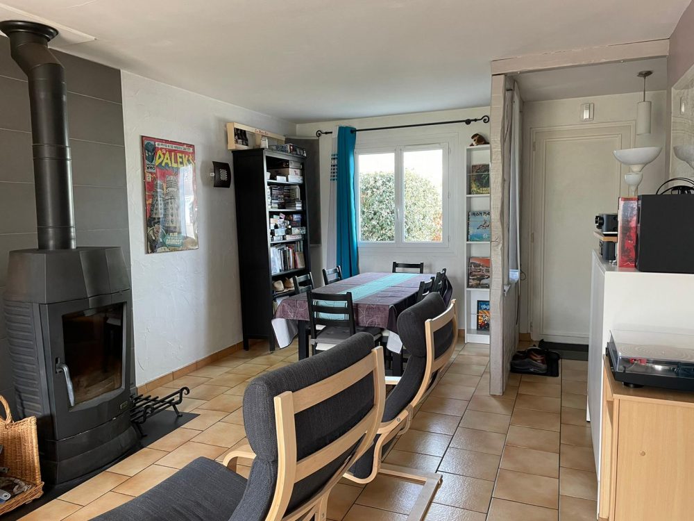 0922123a-fcfa-4ed2-a300-93c9fff051f1