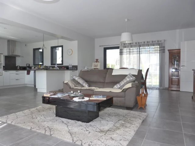 Picture-7698282-3 (2)