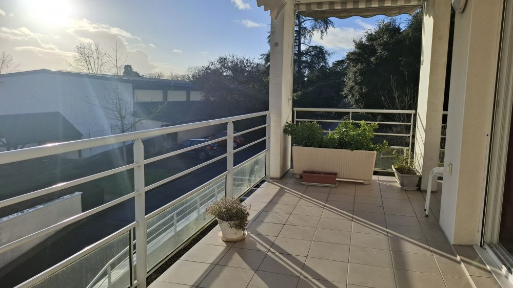 GAUTARD IMMOBILIER T5 AEC VUE PANORAMIQUE – terrasse