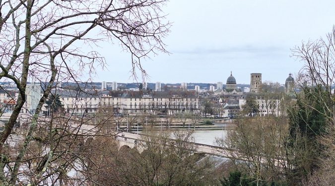 à vendre - T5 à Tours avec vue panoramique - basilique saint martin