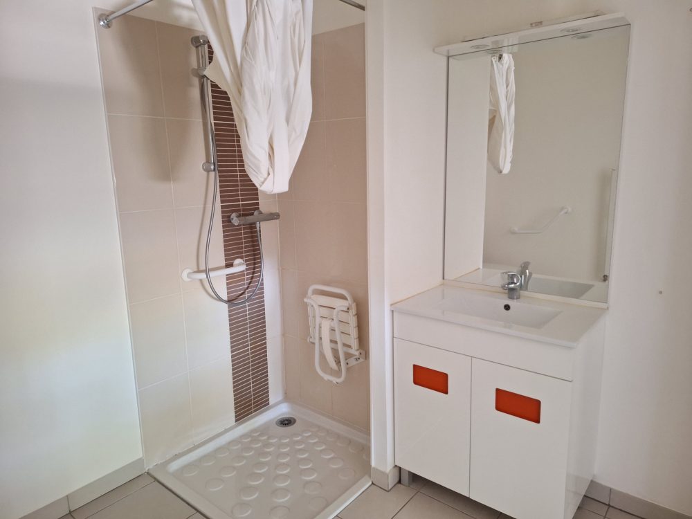 à vendre T2 quartier Lamartine – salle d’eau WC