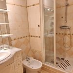 à vendre – T2 résidence seniors tours centre – salle d’eau