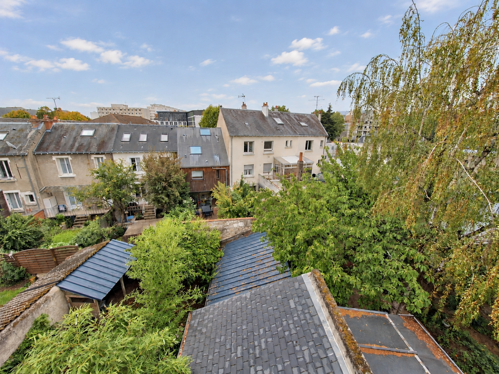 Vue sur l’arrière jardin